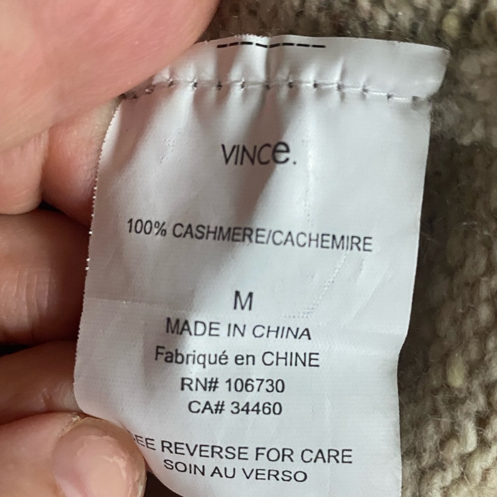Vince 100% cashmere sweater - Picture 3 of 9